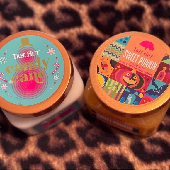 tree hut Other - Tree Hut Candy Cane & Sweet Pumpkin Body Scrub Duo